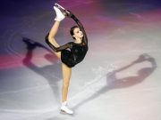 Победа в танцах, рекорд Щербаковой и успех Туктамышевой: как российские фигуристы захватили лидерство в командном ЧМ