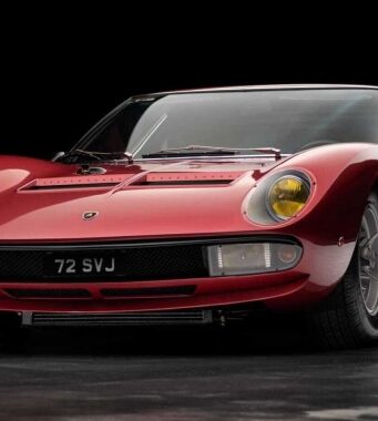 Уникальный Lamborghini Miura SVJ выставили на продажу