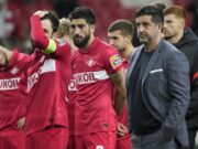 23 удара по воротам, травма Зобнина и роковая контратака на 91-й минуте: как «Спартак» проиграл «Легии» в Лиге Европы