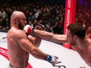 Зрелище не для слабонервных: Минеев проиграл два раунда и нокаутировал Исмаилова в самом ожидаемом поединке года