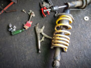 Задние амортизаторы Geely CK: характеристики, как выбрать