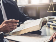 Адвокат: основные услуги, чем может помочь