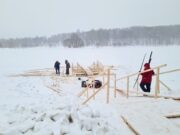 Эксперты рассказали, насколько опасно совершать крещенские купания перенёсшим COVID-19