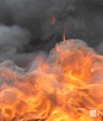 Красного петуха заказывали? Как в Петербурге уничтожают памятники архитектуры