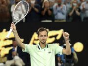 «Мой худший матч на турнире»: Медведев об усталости и эмоциях в матче с Циципасом, финале с Надалем и поддержке жены