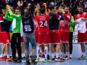 Прыжок выше головы: мужская сборная России стартовала с трёх побед на чемпионате Европы по гандболу