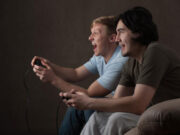 Аксессуары к игровой приставке: какие они, что стоит учесть при выборе