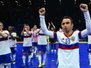 Выдержав навал в концовке: Россия победила Украину в полуфинале Евро-2022 по мини-футболу