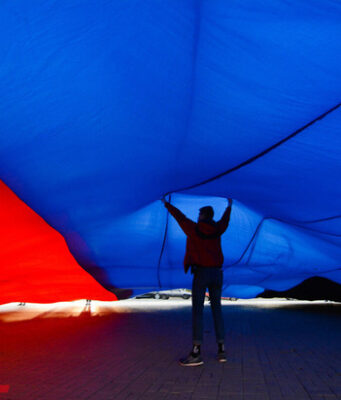 Жители Донбасса встречают День защитника Отечества «с ружием в зубах»