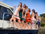 Отмечаем девичник на яхте: отличный способ незабываемо провести время