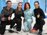 Игра в кёрлинг Трусовой и Валиевой, квады Туктамышевой и съёмки Загитовой: что обсуждают в мире фигурного катания