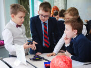 Как сэкономить на сборах в школу: родители назвали 5 способов