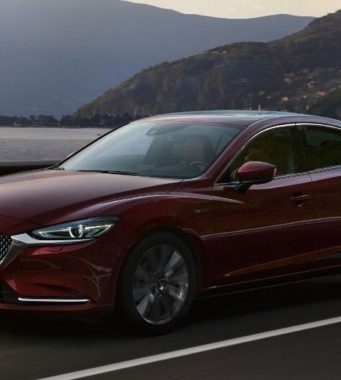 Mazda отметила 20-летие Mazda6 юбилейной версией