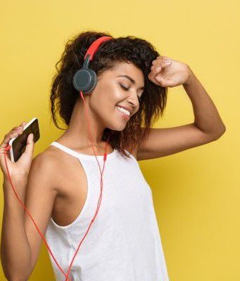 Новые русские песни: слушаем и наслаждаемся