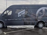 Благотворители и НАСК передали ВСУ мобильный шиномонтаж