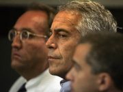 Сексуальный преступник Эпштейн шантажировал Билла Гейтса связью с русской женщиной