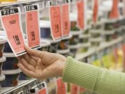 Эксперт объяснила, как покупатель может воспользоваться ошибкой магазина с ценником