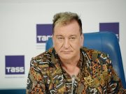 «Противно видеть»: Пенкин рассказал о «бале лицемеров» на эстраде
