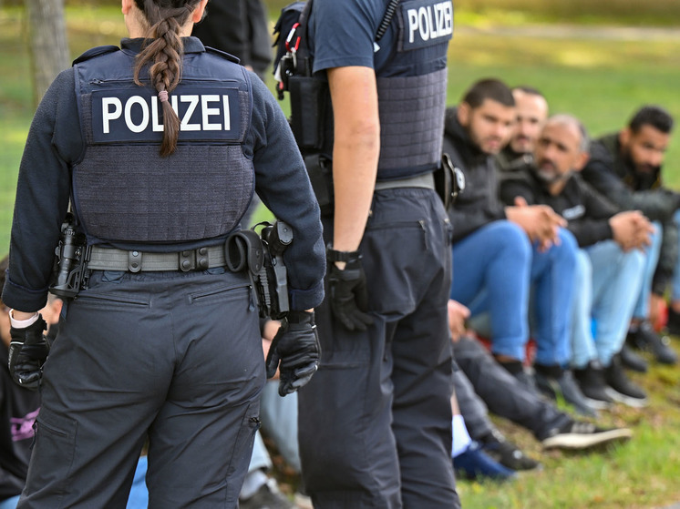 В Германии предложили отправлять беженцев в Руанду, Грузию и Молдавию