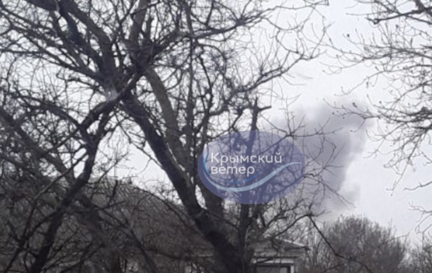 В нескольких городах Крыма раздались взрывы