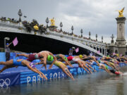 «Плавали мы в воде и похуже»: олимпийские соревнования по триатлону в реке Сене всё-таки состоялись