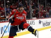 Первый дубль в сезоне: Овечкин забросил дважды за 107 секунд и сократил отставание от Гретцки до 37 голов