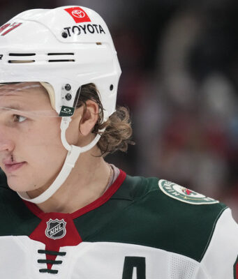 По стопам Овечкина: Капризов оформил четвёртый дубль в сезоне и приблизился к лидеру гонки бомбардиров НХЛ