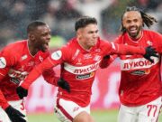 В отпуск с разным настроением: «Спартак» одержал шестую победу подряд в РПЛ, «Зенит» уступил «Акрону»