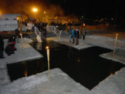 Врач рассказал, как без вреда входить в прорубь на Крещение: для души и тела