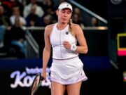 Достойное упрямство: Александрова разгромила Мухову и вышла в финал в Линце, Рублёв проиграл 102-й ракетке в Монпелье