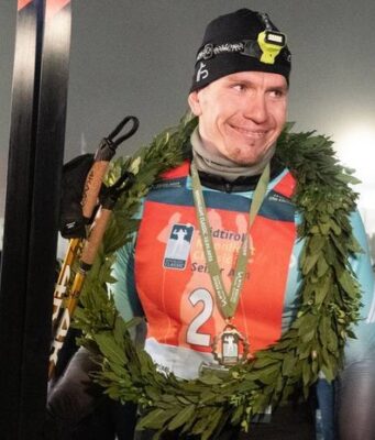 «Прежде всего это вы скучаете по мне, а не наоборот»: Большунов выиграл гонку с масс-старта на 30 км в Сейзер Альм