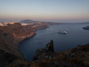 Греция готовится к удару: на Санторини боятся мощного землетрясения