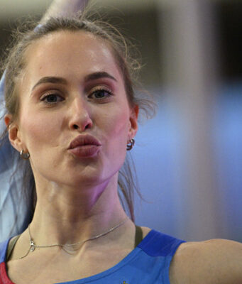 «Я очень сильно замотивирован на 2028 год»: на зимнем чемпионате России по лёгкой атлетике прыгуны затмили бегунов