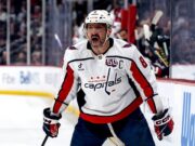 «Вот-вот станет лучшим снайпером в истории»: Овечкин забил 889-й гол в НХЛ и сократил отставание от Гретцки до пяти шайб