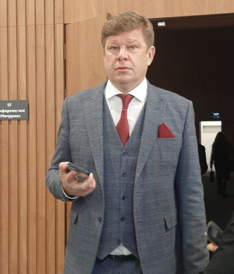 Дмитрий Губерниев столкнулся с буллингом из-за роста