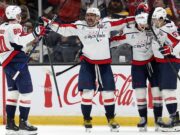 Рекорд всё ближе: Овечкин забросил 891-ю шайбу в НХЛ и до трёх сократил отставание от Гретцки