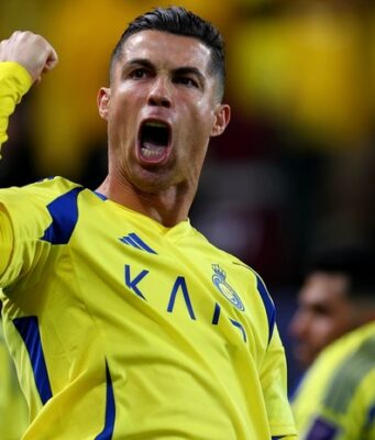 В унисон с Овечкиным: Роналду оформил очередной дубль и продолжает приближаться к отметке 1000 голов за карьеру