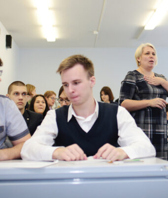 В Минпросвещения заявили об итоговой стадии разработки единого школьного расписания