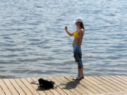 «Дышать грязь не мешает»: стало известно, где и за сколько россияне отдохнут на майские