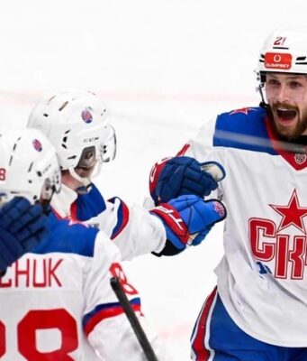 Спасение СКА, задержка вылета «Спартака» и конфликт Ротенберга с фанатами: как финал Кубка Харламова превратился в шоу