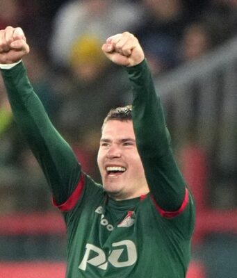 Обыкновенное чудо: гол Воробьёва после неожиданного удара помог «Локомотиву» разгромить ЦСКА в 12-м туре РПЛ