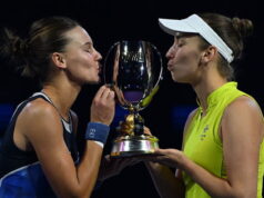 Лучшие в мире: Кудерметова и Мертенс второй раз в карьере выиграли Итоговый турнир WTA в паре