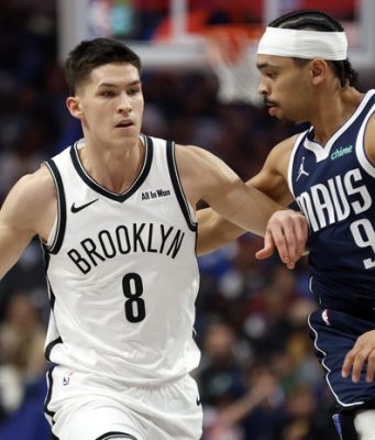 «Становится одним из лидеров команды»: Дёмин великолепно заиграл в НБА после критики тренера