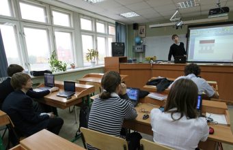 Что изменилось в школе в 2025 году: сокращение ОГЭ и единое расписание