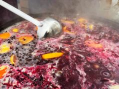 Какие исторические напитки помогут согреться этой зимой: жженка Дениса Давыдова, пунш Диккенса, грог адмирала Вернона