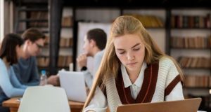 Опрос: студентов раздражают шумные соседи и нехватка личного пространства