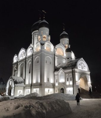 Почему Страстная неделя так называется