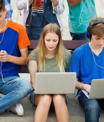 Впервые в истории человечества молодое поколение оказалось глупее своих родителей