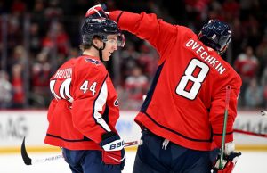 «Это то, что делают великие игроки»: Овечкин забросил 999-ю шайбу в НХЛ и повторил легендарное достижение Хоу
